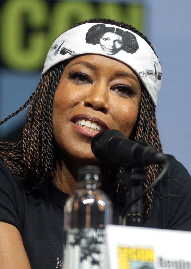 regina king at comicon 2018